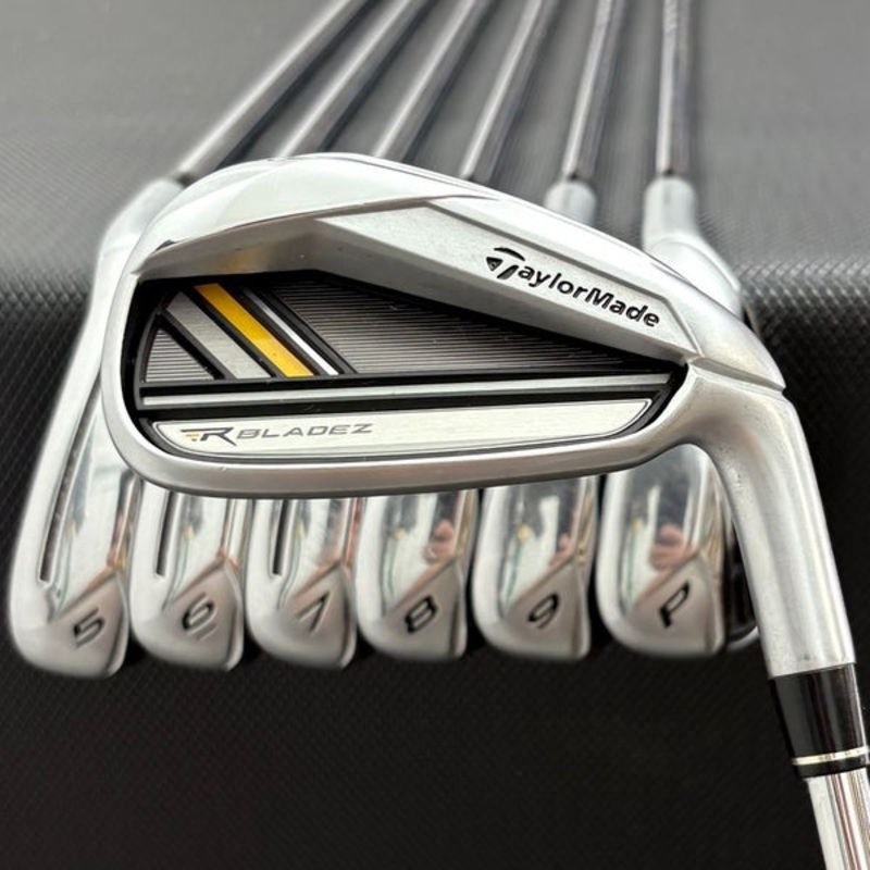 TAYLORMADE ROCKETBLADEZ IRON SET 4-P
