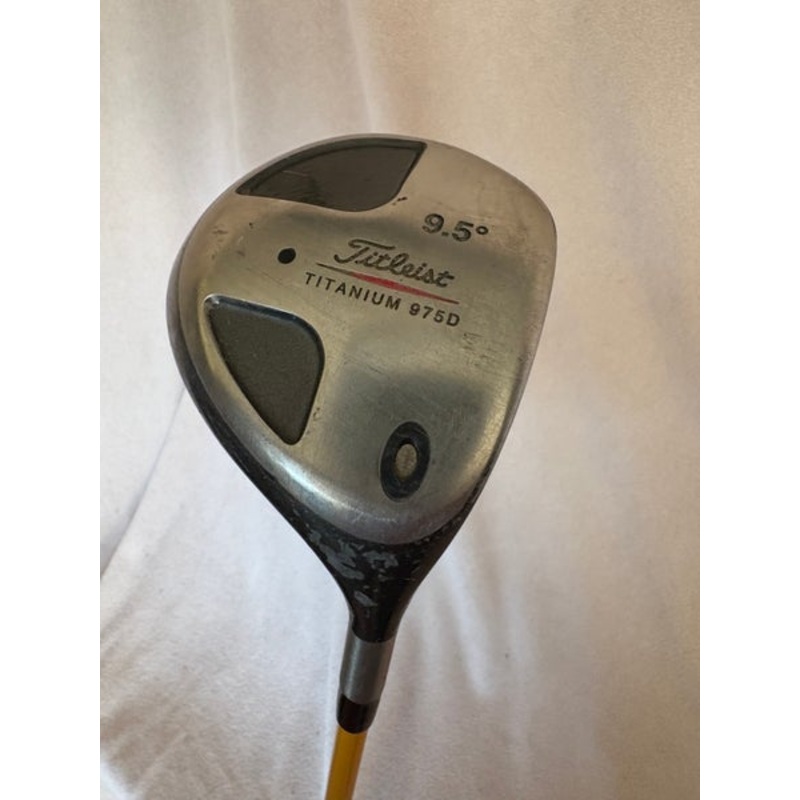 Unisex Titleist 975 D Right Handed Driver Regular Flex 9.5 Loft (Used)