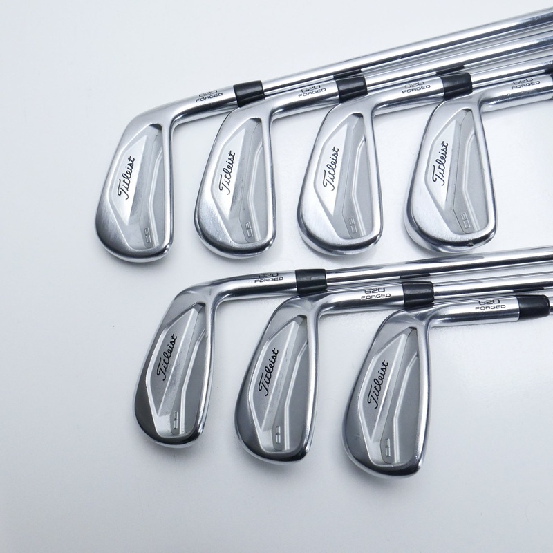 Used Titleist 620 CB Iron Set / 4 – PW / X-Stiff Flex