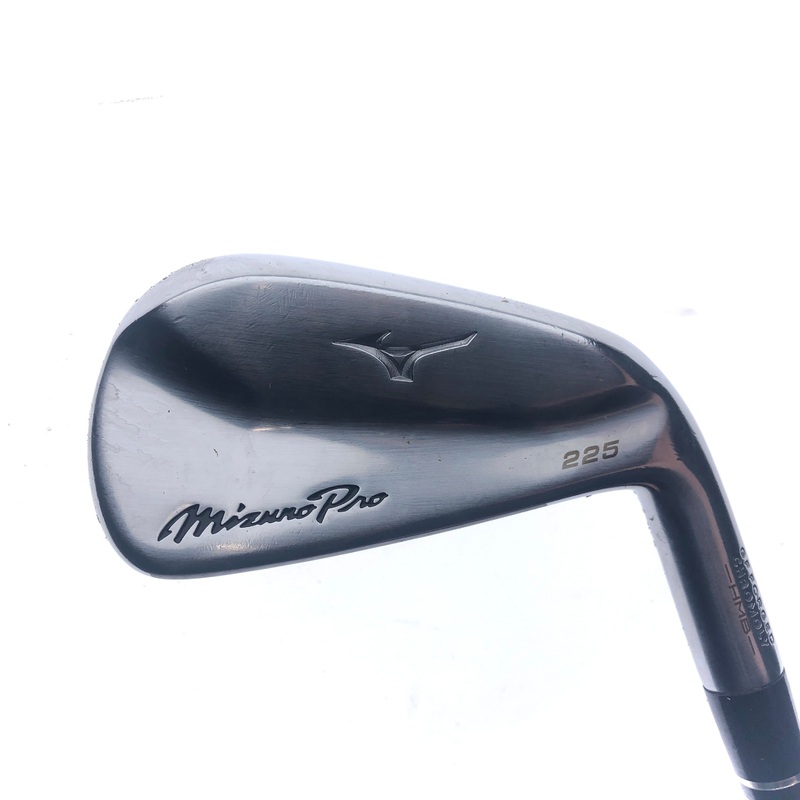 Used Mizuno Pro 225 4 Iron / 21.5 Degrees / Stiff Flex