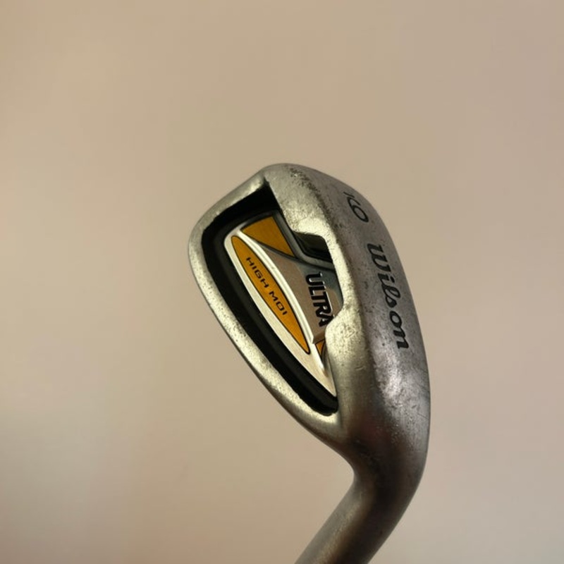 WILSON ULTRA MENS 9 IRON STEEL SHAFT RH W/ ORIGINAL GRIP