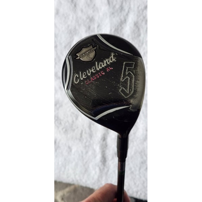 Women’s Cleveland Classic XL 5 Fairway Wood 18 RH; Graphite Shaft