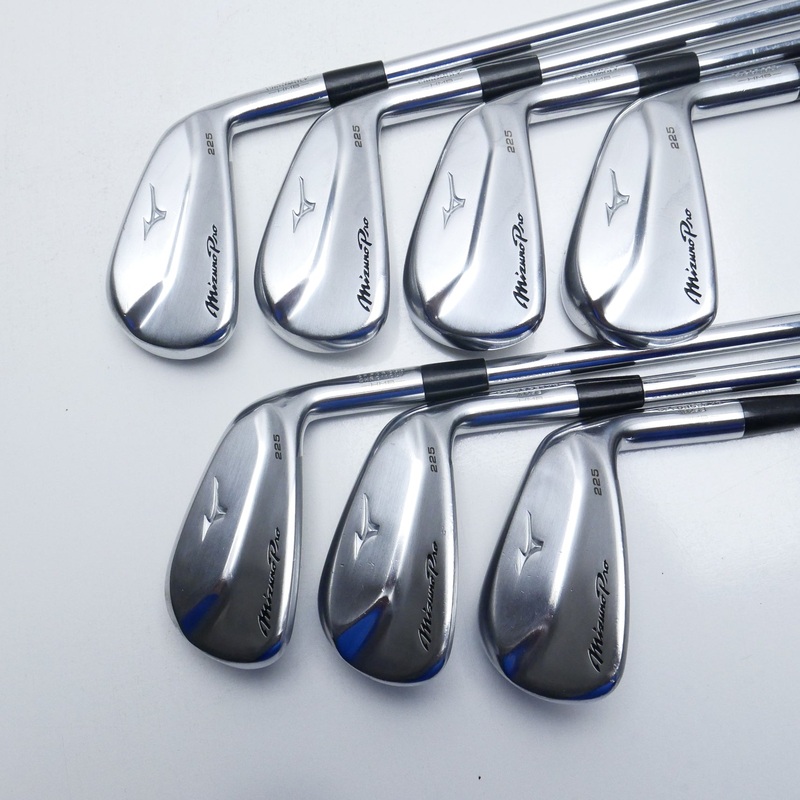 Used Mizuno Pro 225 Iron Set / 4 – PW / Stiff Flex