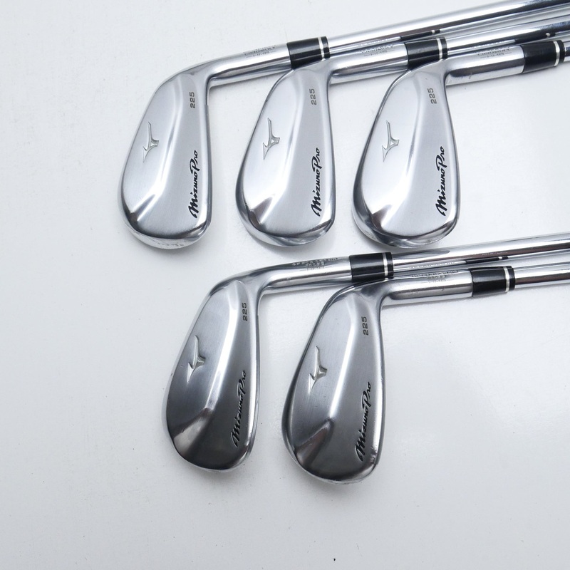 Used Mizuno Pro 225 Iron Set / 6 – PW / Stiff Flex