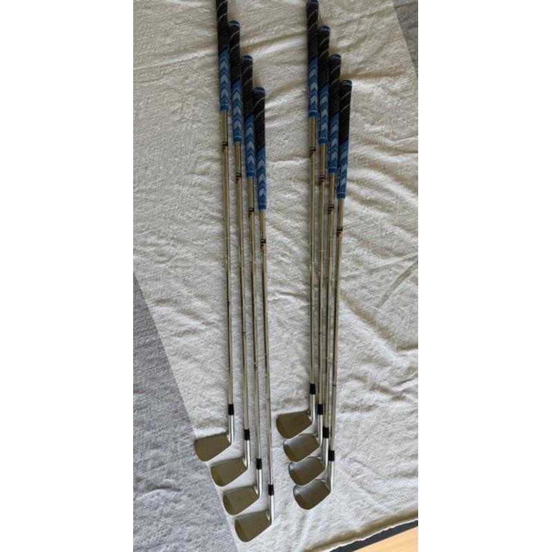 Men’s Titleist 712 MB Right Handed Iron Set Stiff Flex Steel Shaft (Used)