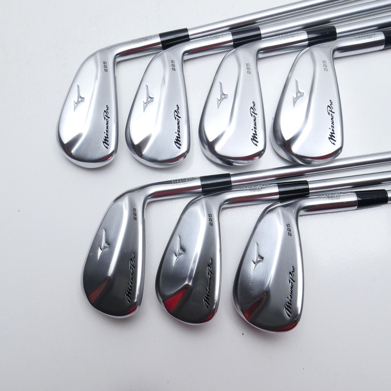 Used Mizuno Pro 225 Iron Set / 4 – PW / Regular Flex