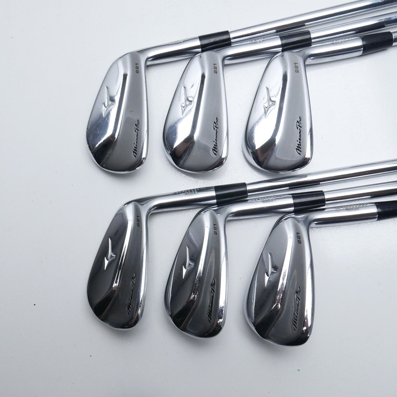 Used Mizuno Pro 221 Iron Set / 5 – PW / Stiff Flex