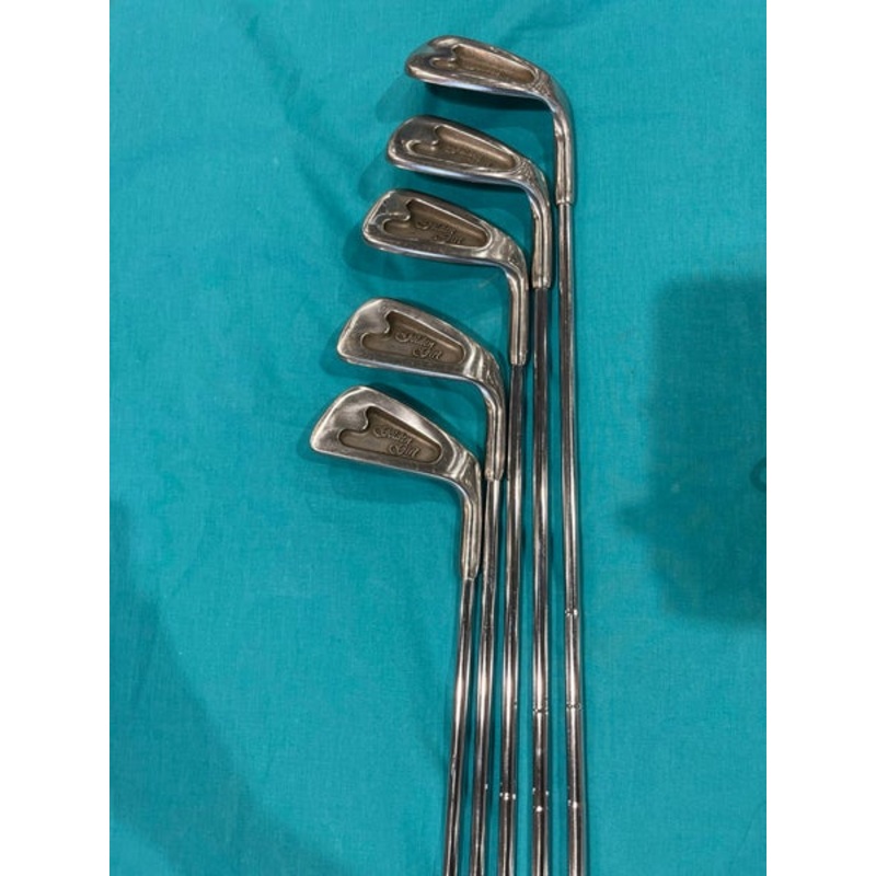 Women’s Tour Edge Lady Edge Clubs (Full Set) Right Handed Ladies Flex 4 Pieces (Used)