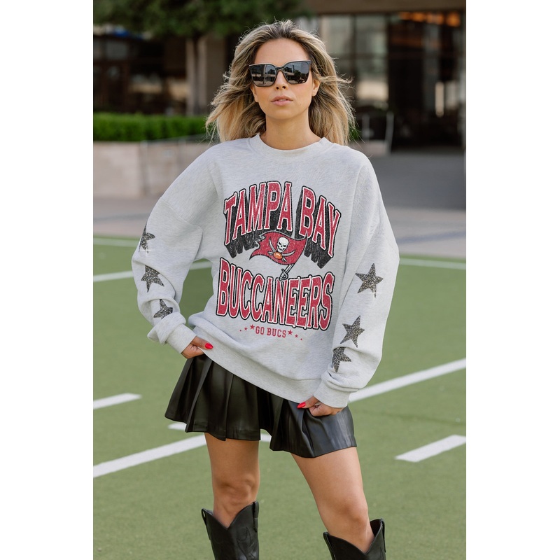 TAMPA BAY BUCCANEERS RESILIENCE STAR EMBELLISHED CREW SWEATSHIRT