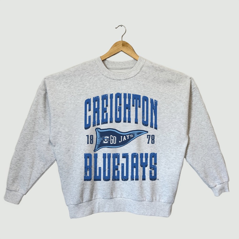 CREIGHTON BLUEJAYS PENNANT PRIDE PREMIUM FLEECE DROP SHOULDER CREWNECK PULLOVER